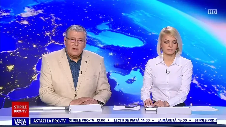 Un schior a căzut într-o crevasă masivă. Momentul terifiant a fost surprins de camera de pe cască