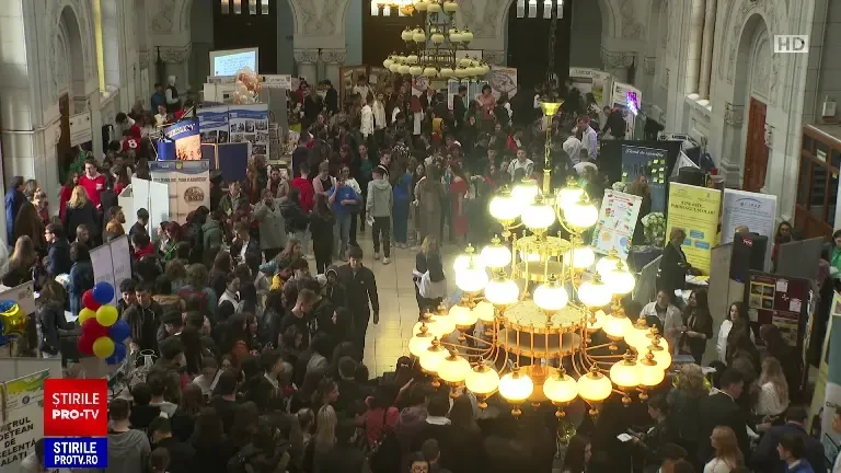 Elevii din liceele de arte sau școlile de meserii au făcut spectacol la târgul „Cariera” de la Galați