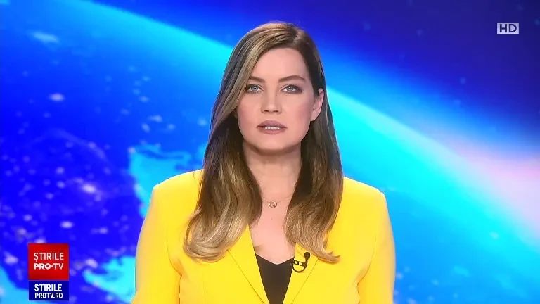 Accident între un microbuz de elevi și un autoturism, în Buzău: 10 persoane, din care 8 copii, transportate la spital | FOTO