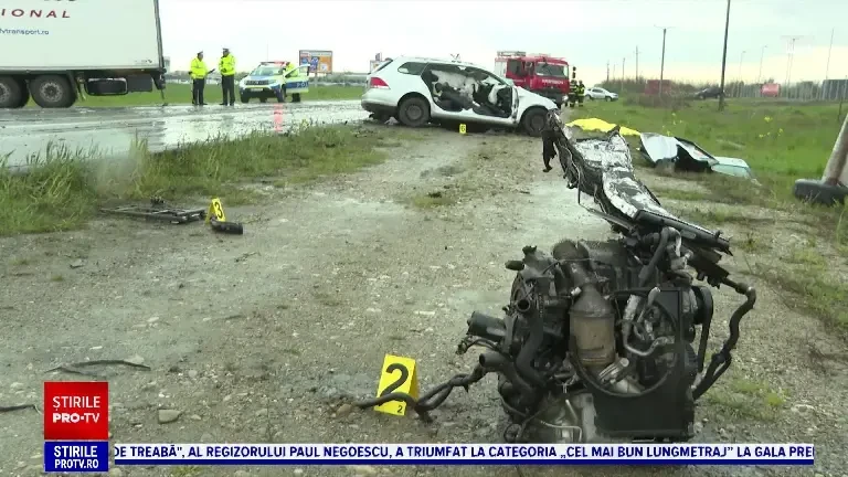 Tragedie în Timiș. O mașină a fost zdrobită de un TIR, în urma unei depășiri periculoase. Două persoane au murit