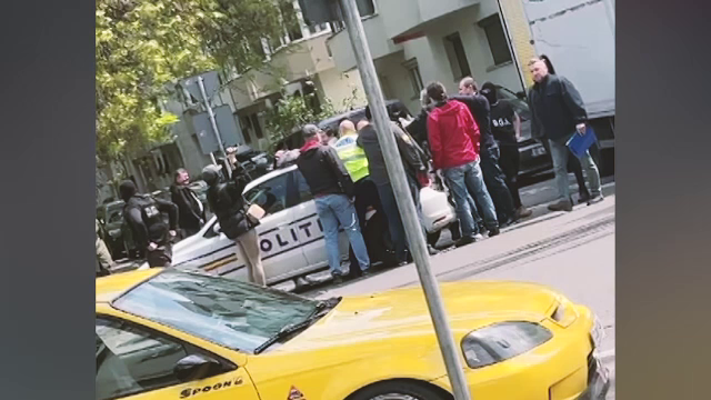 Doi polițiști de la Rutieră au fost prinși în flagrant când luau mită de la șoferi, într-un cartier de fițe din Capitală
