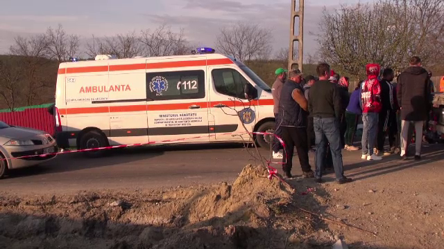 Tragedie într-o comună din Bacău. Doi muncitori și-au pierdut viața, după ce o placă de beton a căzut peste ei