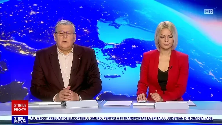 Au încercat un jaf de zile mari, dar s-au ales cu un chilipir. Momentul în care cinci hoți intră cu mașina într-o benzinărie