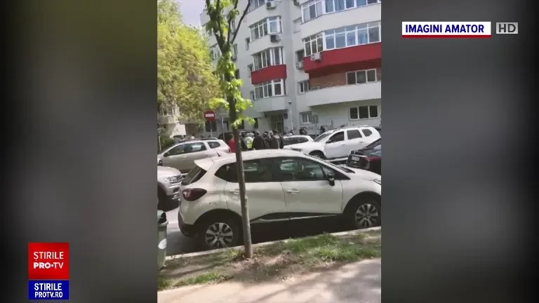 Cei doi polițiști de la Rutieră din Capitală, prinși când luau mită, ar fi primit 1.500 de lei de la un șofer turc