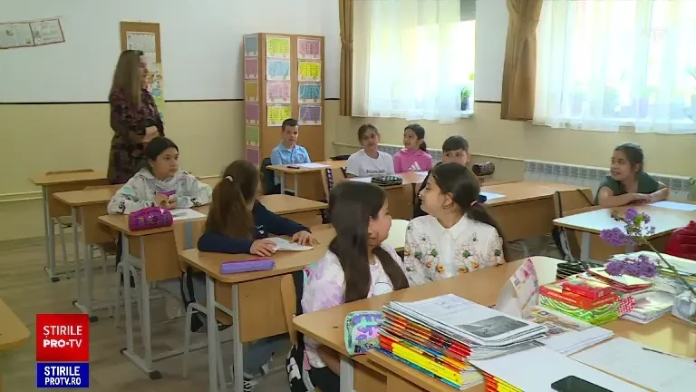 Doar 11% din elevi înțeleg tot ce citesc sau li se predă la școală. Ligia Deca: “Să citim enunțurile cu voce tare, la ore”