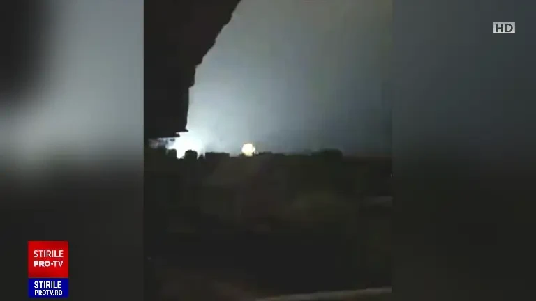 Ucraina amenință cu marea contraofensivă, dar realitatea de pe front e dură. Trupele Kievului tot cu vechituri se apără