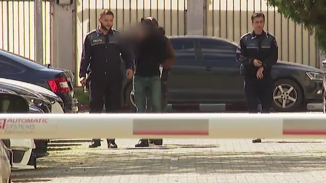 Cine sunt cei doi polițiști prinși că luau mită de la șoferi. Sunt printre cei mai vechi de la Brigada Rutieră a Capitalei