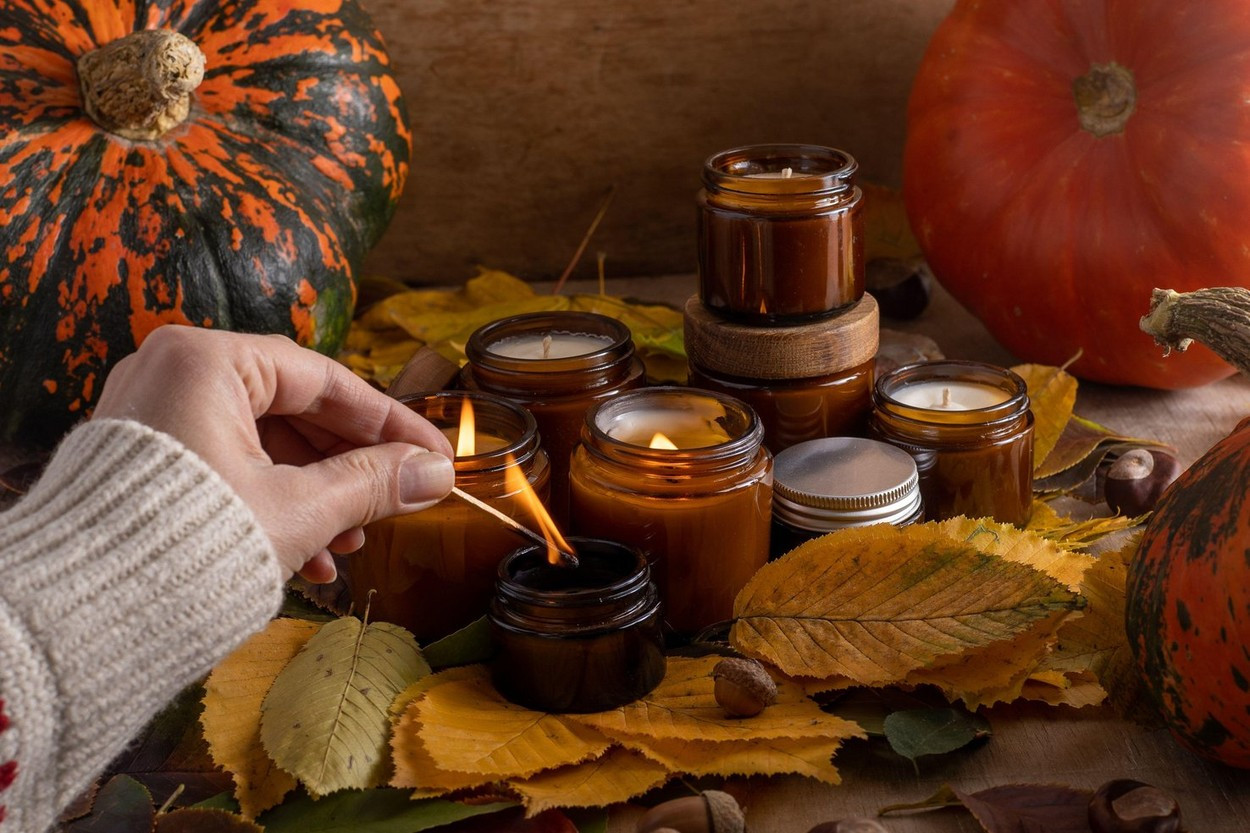 Pericolele ascunse în lumânările parfumate și bețișoarele de tămâie. Avertismentul unui medic celebru