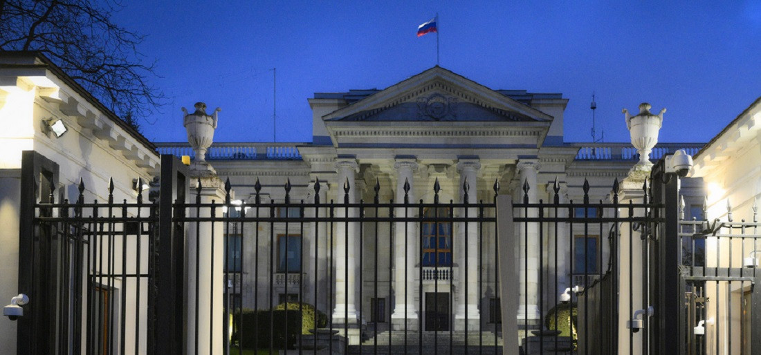 Polonia a confiscat clădirea unui liceu rusesc situat în sediul Ambasadei Rusiei la Varșovia. Moscova amenință că va riposta