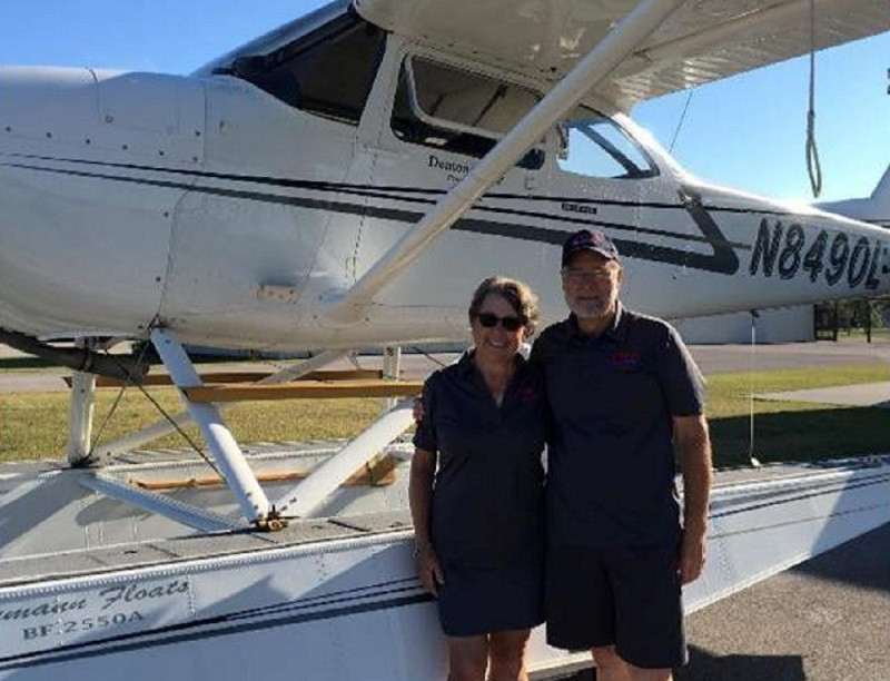 "Ne-au fost luați mult prea devreme". Un cuplu din SUA a murit într-un teribil accident aviatic