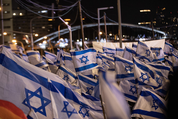 Manifestaţie la Tel Aviv împotriva reformei justiţiei a lui Netanyahu. „Istoria stă cu ochii pe voi”