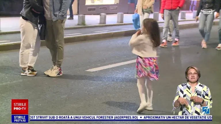 Calea Victoriei s-a transformat în loc de promenadă. Bucureștenii sunt invitați la plimbare de 1 Mai