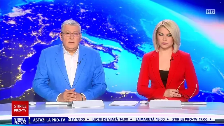 Un bărbat a murit după ce a intrat cu mașina într-un copac