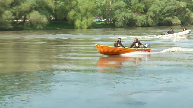 Barcă răsturnată în râul Mureş: A fost găsit trupul unui bărbat dispărut în urmă cu o săptămână