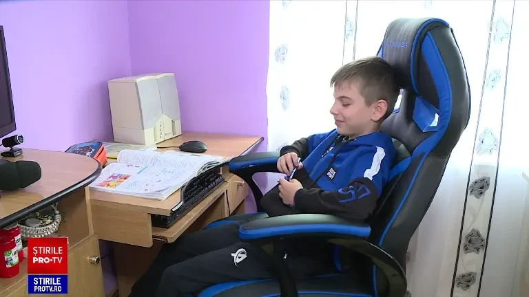 „Numai lângă el am stat. Nu m-am dezlipit de el”. Mărturiile copiilor români care au părinții la muncă, în străinătate