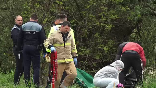 Cadavrul unei femei dezbrăcate, scos din r&acirc;ul Mureș după ce ar fi stat &icirc;n apă două săptăm&acirc;ni. Ce spun anchetatorii