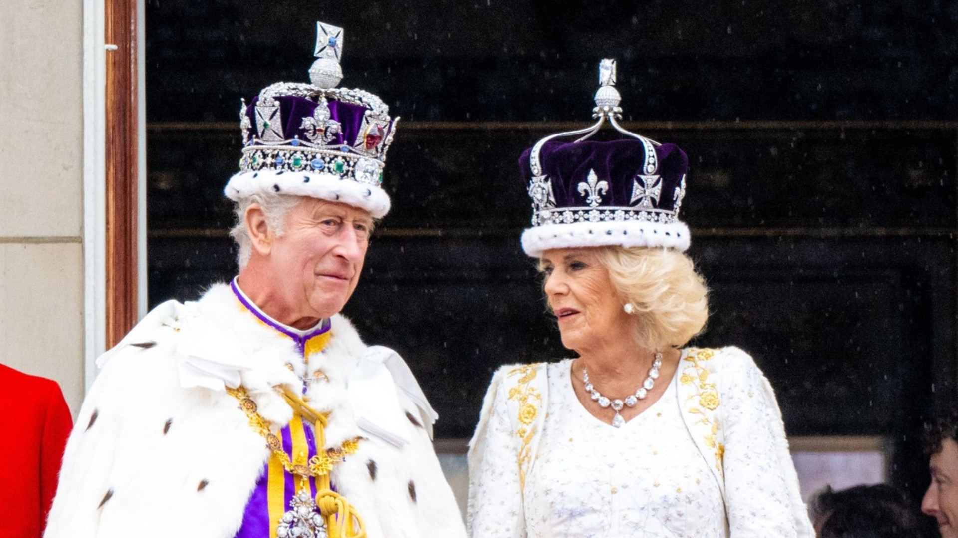 Un bărbat care susține că este fiul secret al regelui Charles și al reginei Camilla le-a trimis o scrisoare uluitoare | FOTO