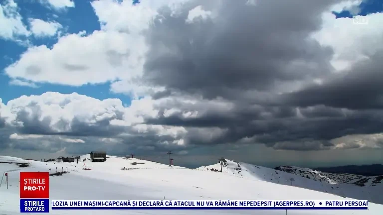 Ultimul weekend de schi la Sinaia înainte de sfârșitul sezonului. „Alții sunt încă la mare, noi ne bucuram de zapadă”