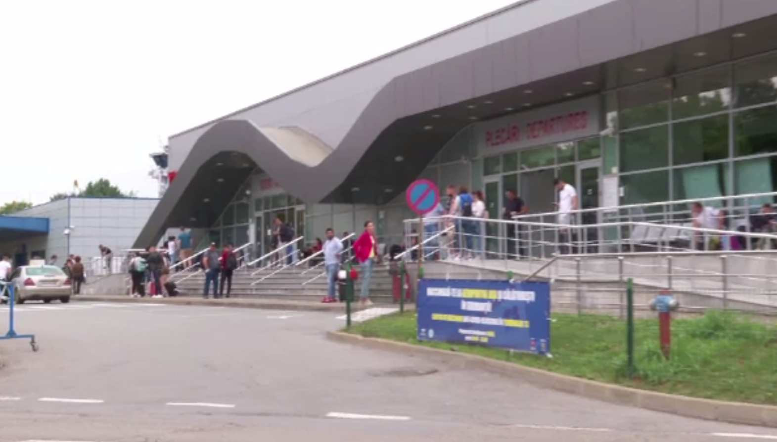 Parcarea Aeroportului din Iași a fost închisă. Cea mai apropiată este la doi kilometri