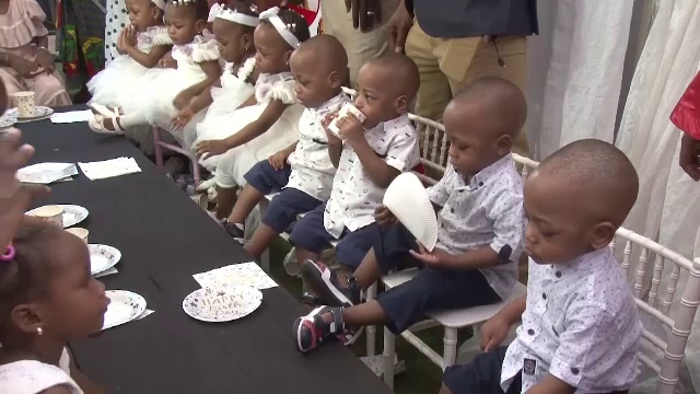 Singurii nanopleți din lume au sărbătorit aniversarea de doi ani, pentru prima oară, toți, acasă