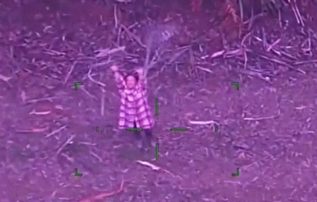 O femeie a supraviețuit cinci zile într-o pădure doar cu o sticlă de vin și cu câteva acadele. Decizia care i-a salvat viața