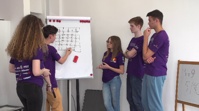 Elevii români au câștigat un premiu internațional la robotică, la campionatul mondial din SUA. ”Am reușit să-i impresionăm”