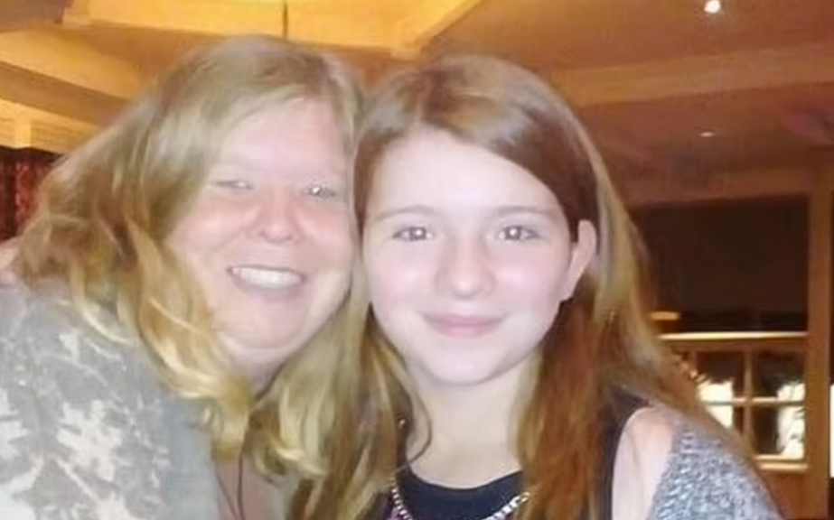 O adolescentă și-a ucis bebelușul după ce i-a dat o supradoză de paracetamol. Mai multe fracturi au fost găsite pe corpul lui