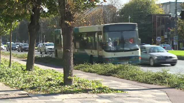 Mai multe orașe din România vor avea zone cu acces restricționat sau taxe pentru mașinile poluante, până în 2026