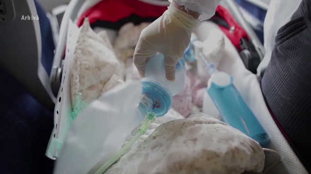 Caz îngrozitor în Prahova. Bebeluș la terapie intensivă, după ce a ajuns să cântărească mai puțin decât la naștere