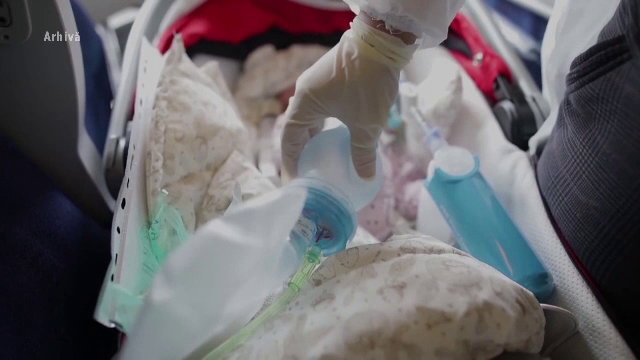 Mama bebelușului malnutrit din Prahova a mințit: nu a fost refuzat în alt spital. Ce se întâmplă cu cei doi fraţi mai mari