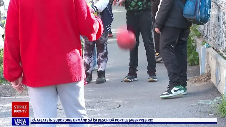 Cum a reușit elevul de 7 ani din Constanța să aducă de mai multe ori o pușcă la școală. Ce au spus colegii săi