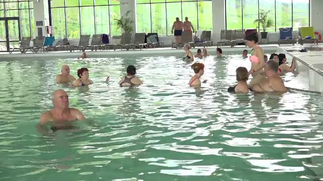 Un complex balnear din România, reconstruit de la zero, a fost redeschis. Era asaltat de turiști în anii '80