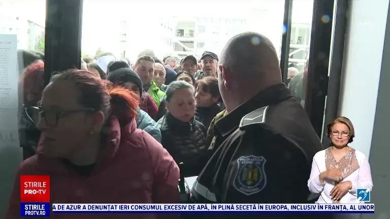 Bursa locurilor de muncă, la Târgu Jiu. Candidații au fost interesați, însă, să își vizeze carnetele de șomaj