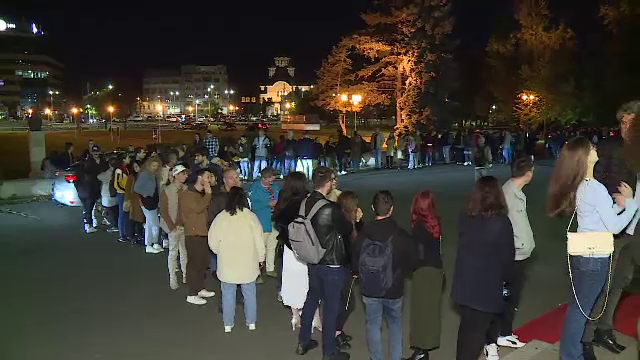 Noaptea Muzeelor 2023. Mii de oameni au așteptat la cozi în fața instituțiilor culturale din întreaga țară