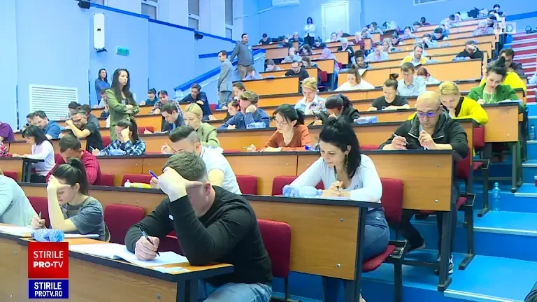 Premieră în România. Studenților la medicină care nu au luat rezidențiatul toamna trecută li s-a mai acordat o șansă