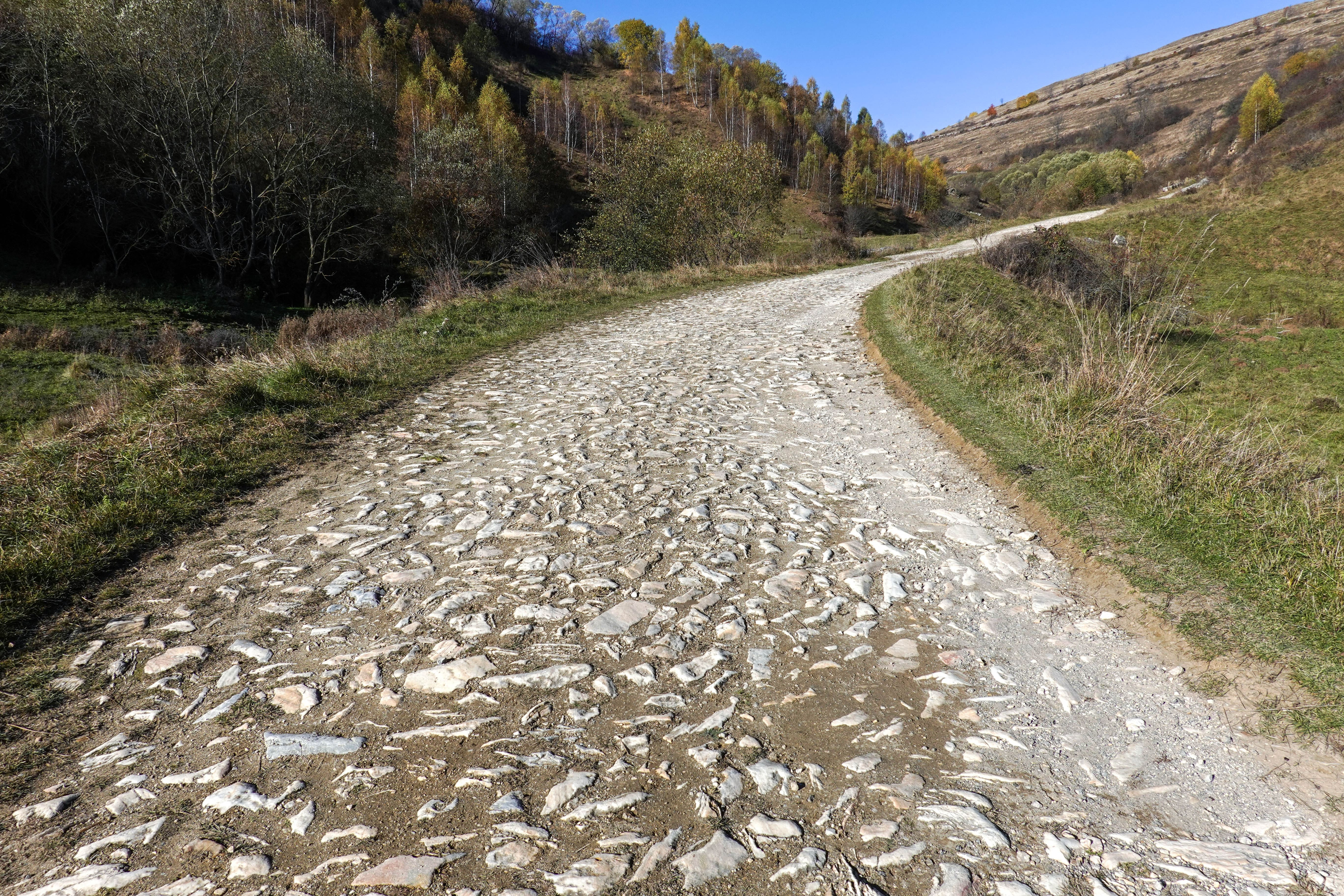 trasee montane in Hunedoara