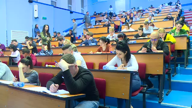 Toate locurile de la sesiunea specială a rezidențiatului au fost ocupate, dar nu se mai fac angajări la stat. Ce se întâmplă