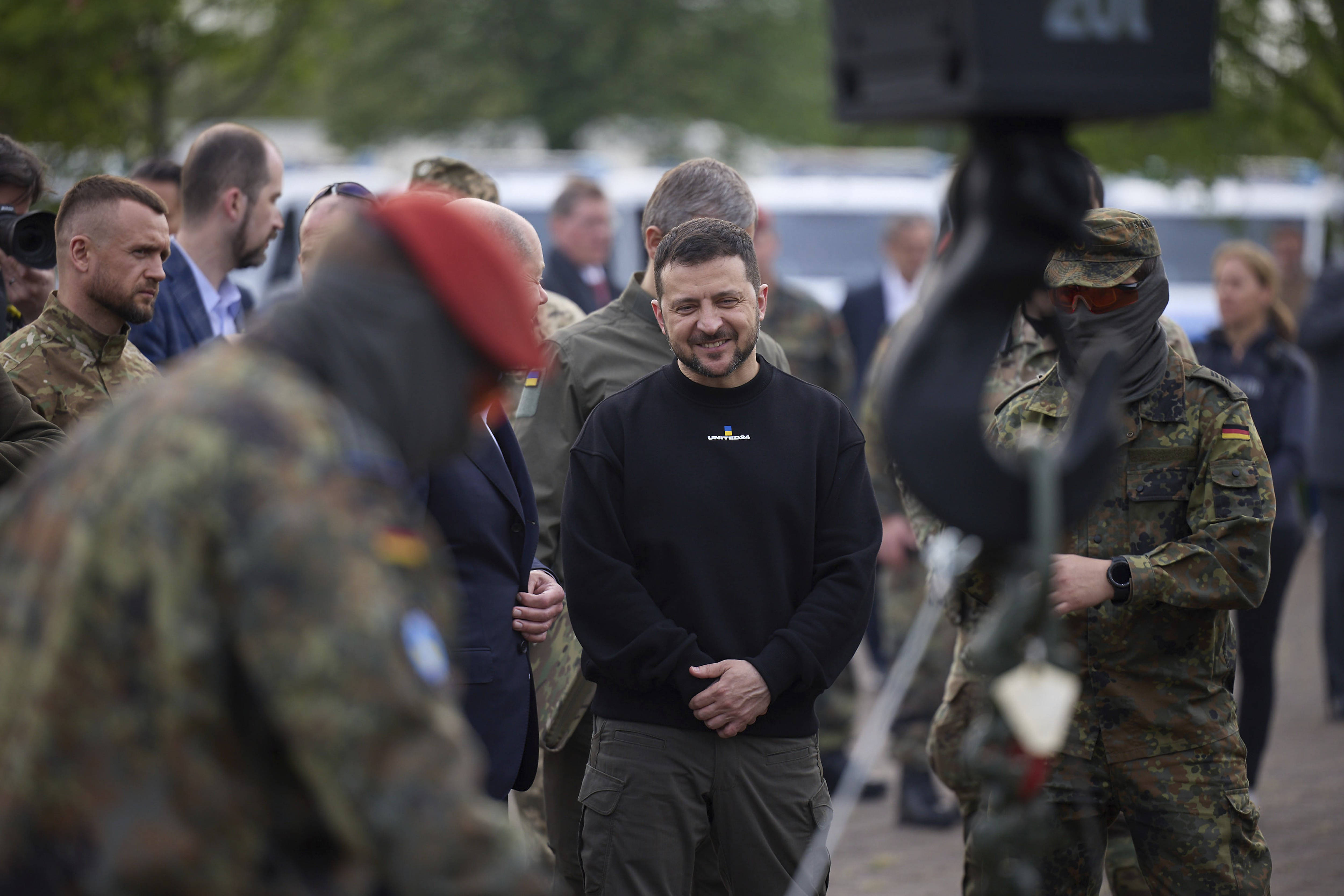 Un înalt oficial german și-a cerut scuze după ce l-a ironizat pe Zelenski. Ce a spus despre vizita acestuia la Berlin