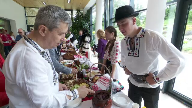 Preparate tradiționale din Bucovina, Moldova și Ardeal au fost pregătite special pentru festivalul de mâncare din Cluj