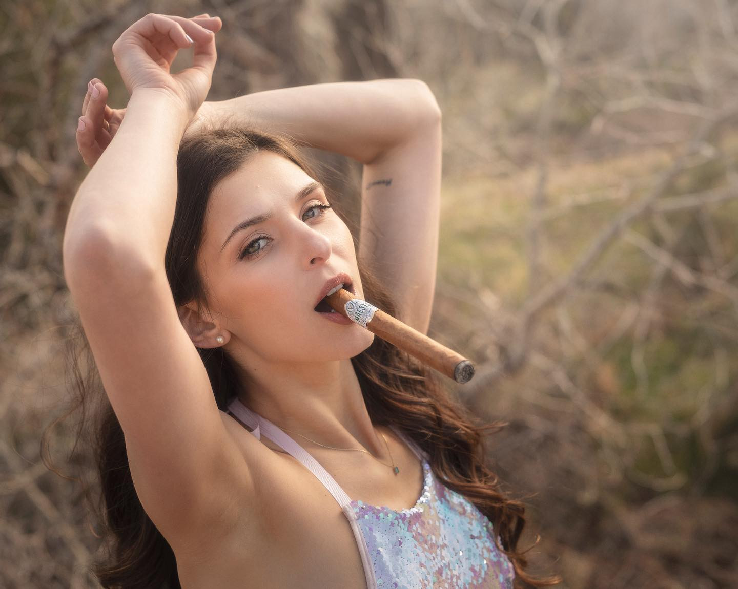 Confesiunile unei vedete pentru adulți care s-a pocăit, dar a fost alungată din biserică. Relația „abuzivă” cu un creștin