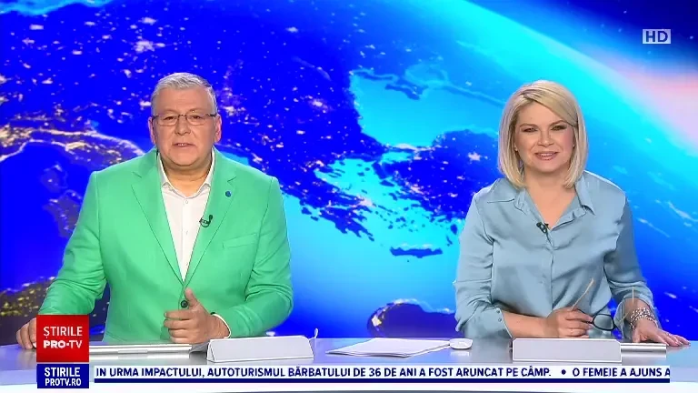 Moment de duioşie surprins între doi ratoni la Grădina Zoologică din Rădăuţi