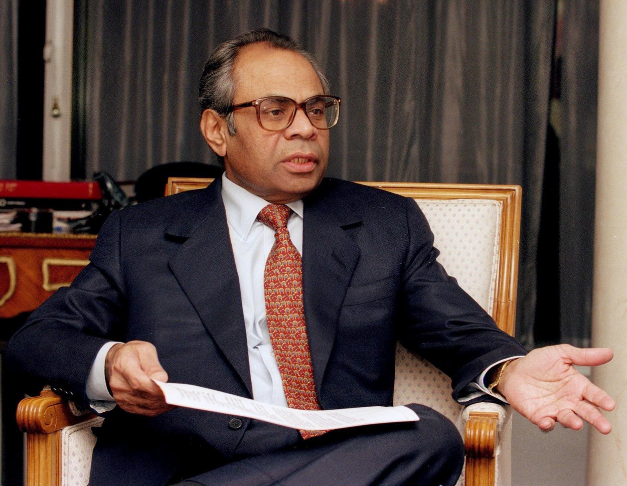 A murit capul celei mai bogate familii din Regatul Unit. Miliardarul avea 87 de ani