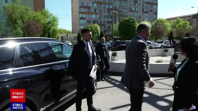 „Acceptați sau plecați”. Liderii UDMR, amenințați de liberali, ar putea pierde două din cele mai bănoase ministere