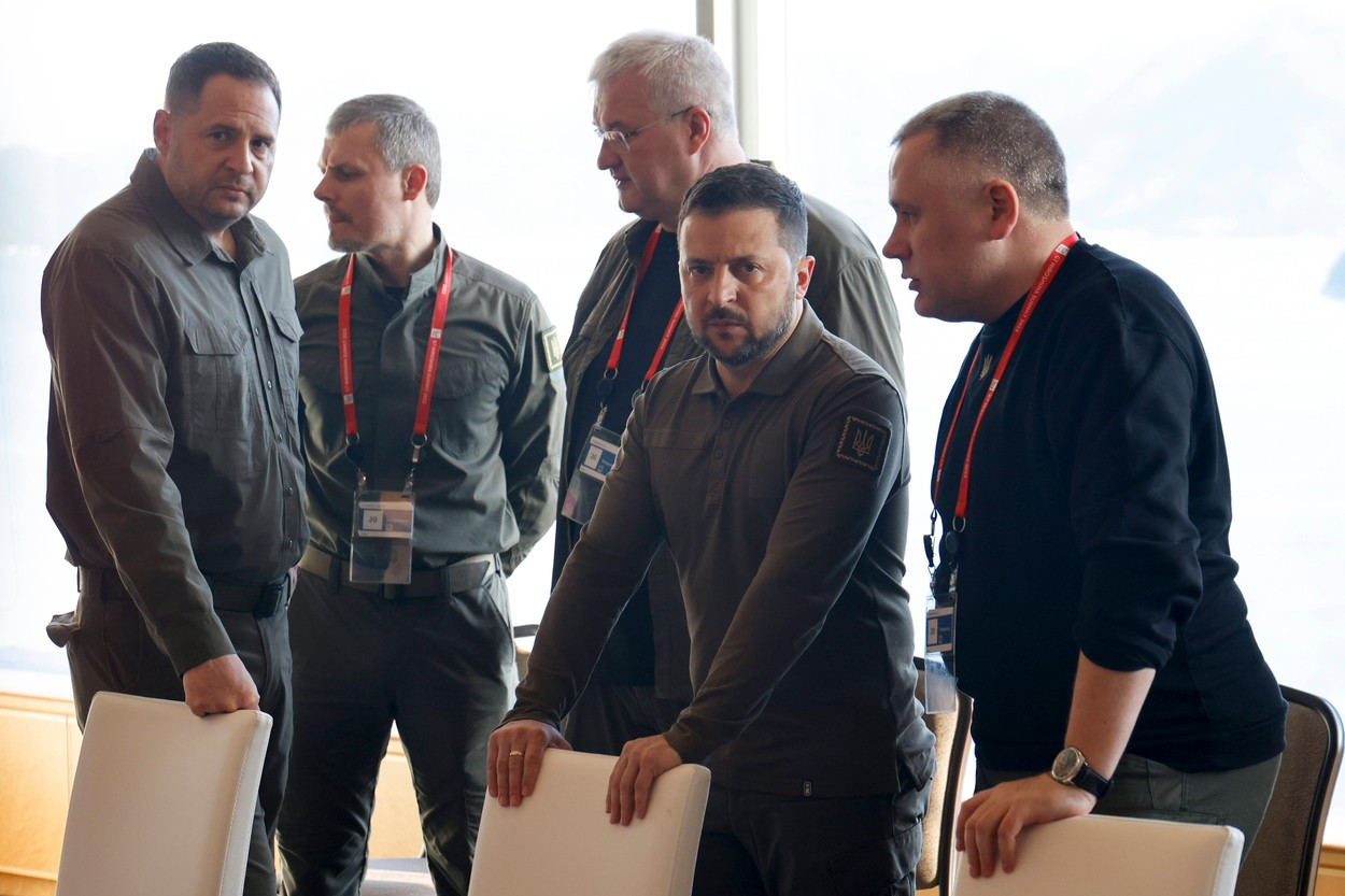 Zelenski speră că va mobiliza o "coaliție a avioanelor". Ce spune Occidentul despre trimiterea temutelor F-16 în Ucraina