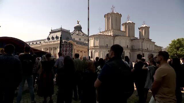 Credincioșii au participat la slujbele dedicate Sfinților Împărați Constantin și Elena. „Simțim foarte multă bucurie”