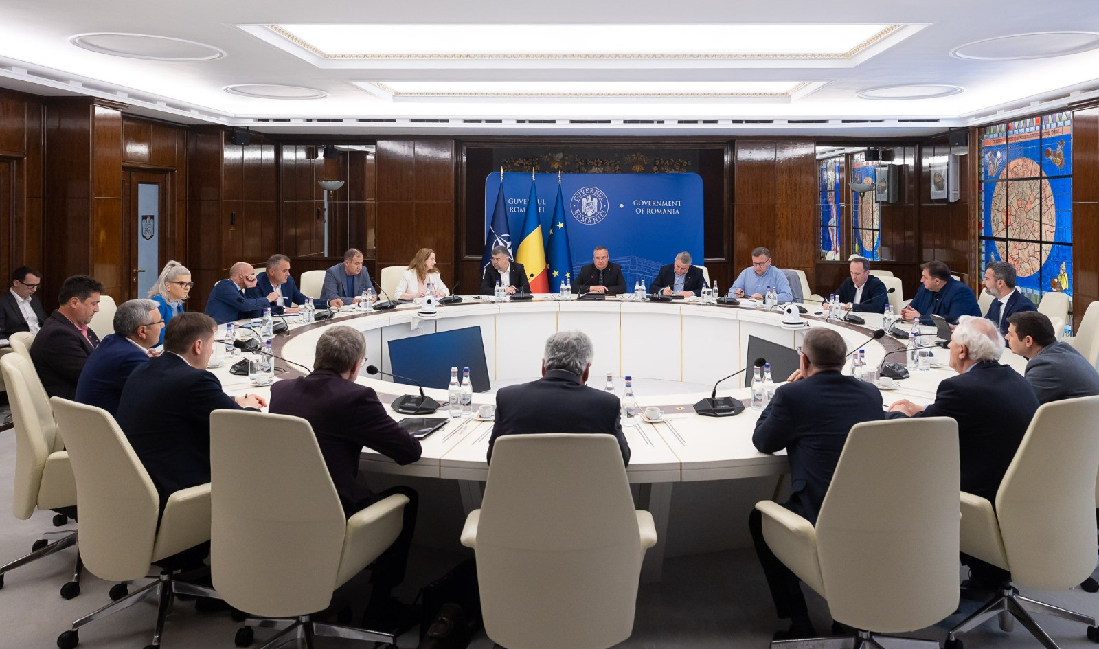 Guvernul a făcut rost de 3,7 miliarde de lei. Pe datorie. Cât ne costă, în dobânzi, datoria guvernamentală pe zi, zi de zi