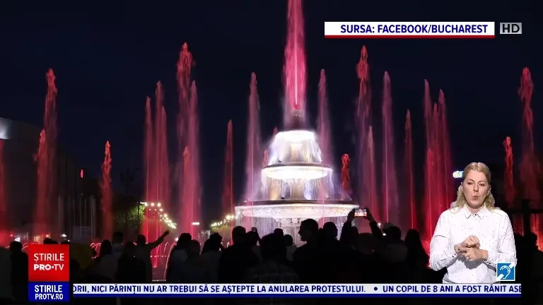 A început „Simfonia Apelor” de la Fântânile din Piața Unirii. Când poate fi admirat spectacolul