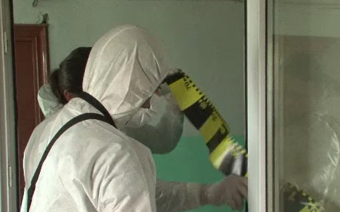 Tânără de 28 de ani, ucisă într-o locuință din Slatina. Concubinul de 51 de ani a ieșit din casă și a spus ce a făcut