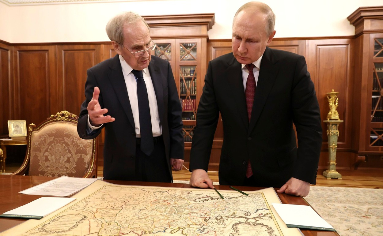 Presa din Rusia: Putin afirmă că înainte de crearea RSS Ucraineană, „nu a existat nicio Ucraina în istoria omenirii”