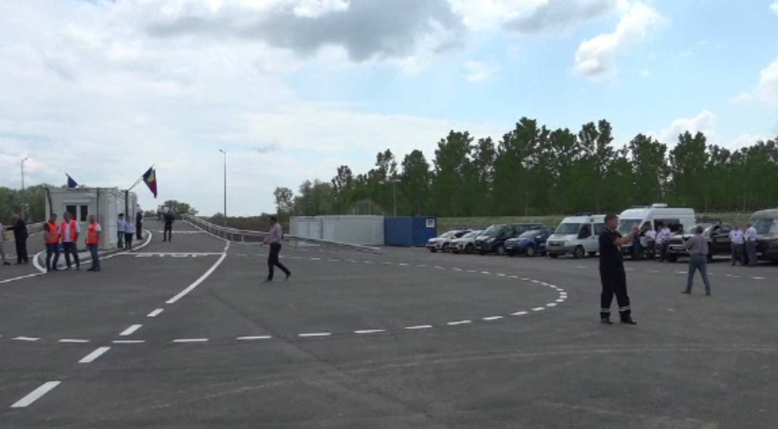 S-a deschis punctul de trecere al frontierei Bumbăta-Leova, către Republica Moldova. Localnicii sunt încântați